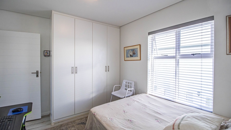 2 Bedroom Property for Sale in Honeydew Country Estate Western Cape